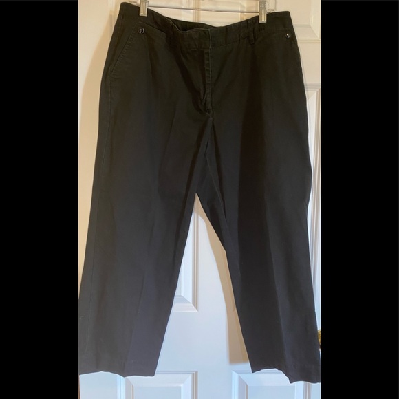 Talbots Pants - Pre-owned Talbots crop/ankle black pants.